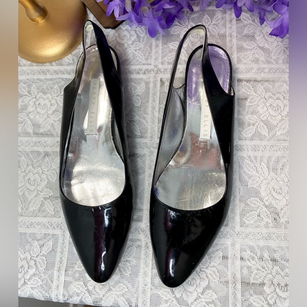 🌹 Perry Ellis 🌹 Patent Leather Flat Pumps 8AA - Picture 3 of 9